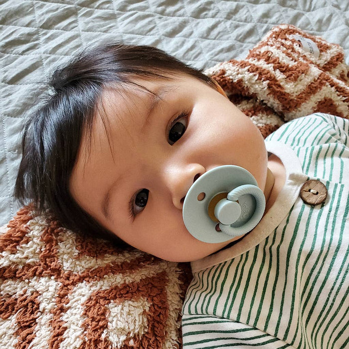 *NEW STYLE* Itzy Soother™ Natural Rubber Paci Sets - Pink Bow
