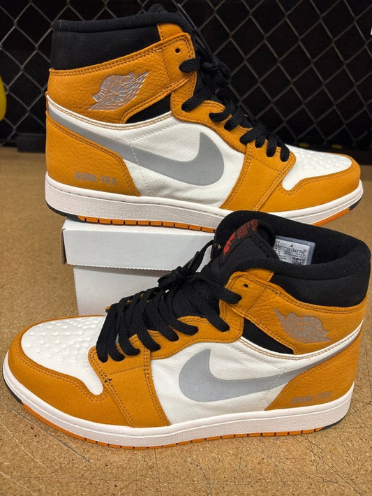 Jordan 1 High Gore Tex Light Curry Men 11 Used - Sneakers - Jawns on Fire Sneakers & Shoes