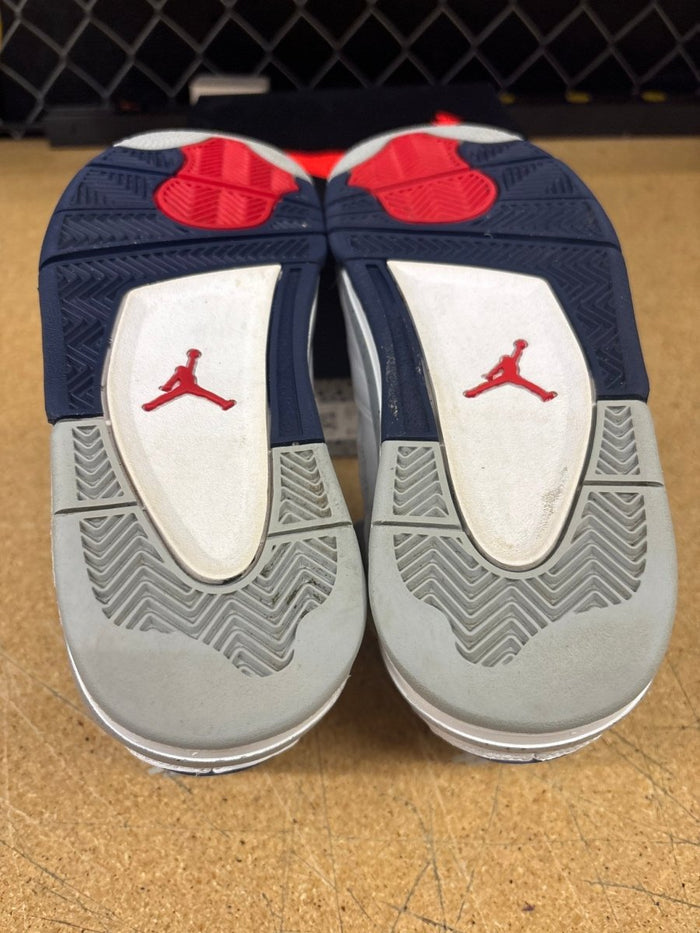 Jordan 4 Midnight Navy GS 7 Used - Sneakers - Jawns on Fire Sneakers & Shoes
