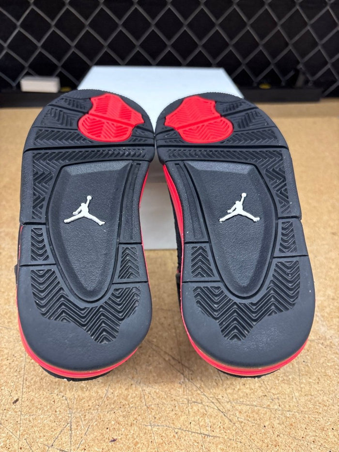 Jordan 4 Red Thunder GS 3.5 Used - No Box - Sneakers - Jawns on Fire Sneakers & Shoes