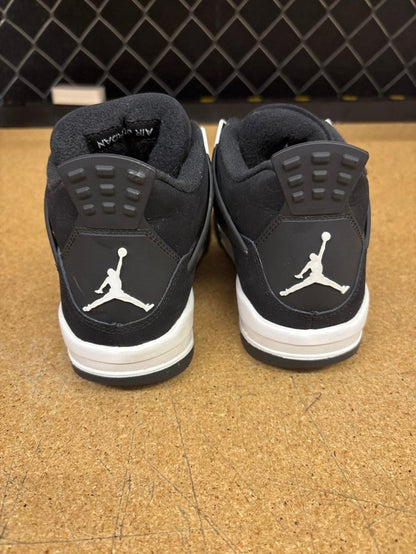 Jordan 4 White Thunder GS 5 Used - Sneakers - Jawns on Fire Sneakers & Shoes
