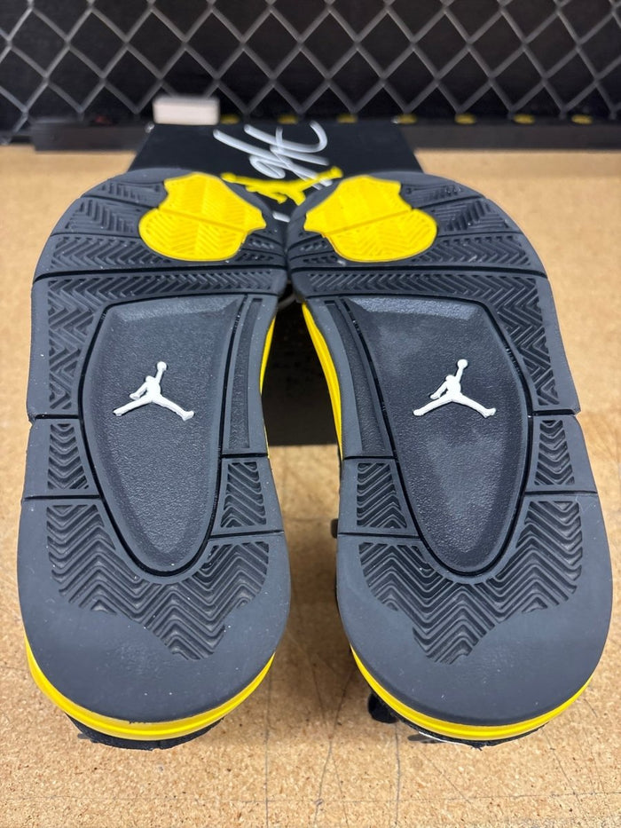 Jordan 4 Yellow Thunder -Gradeschool 6.5- Used - Sneakers - Jawns on Fire Sneakers & Shoes