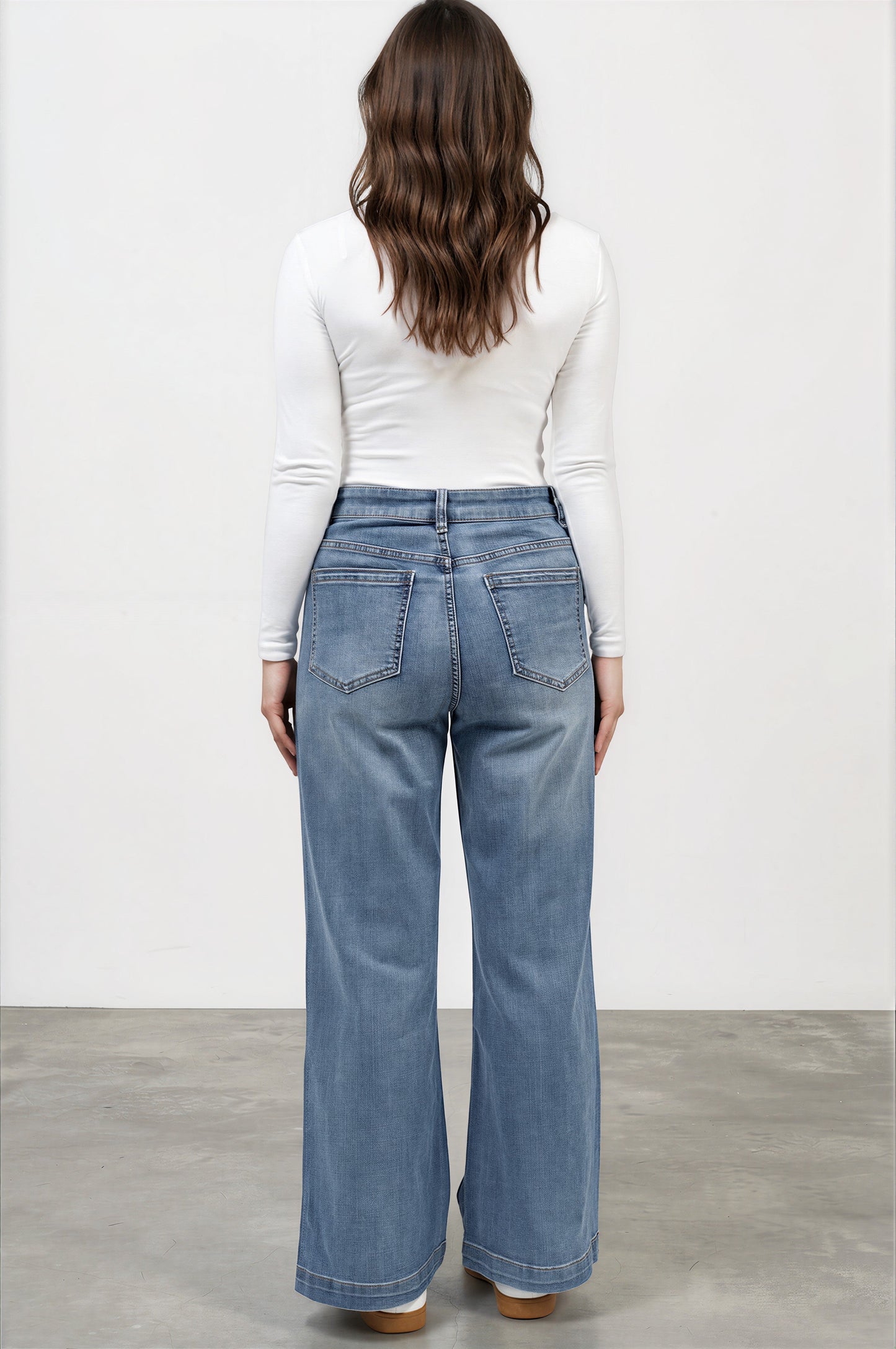 Amonie Jeans - High Waisted Wide Leg Jeans in Mid Wash Denim