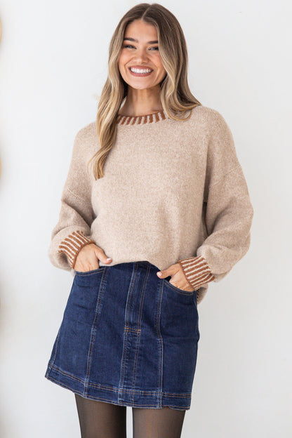 Aura Jumper - Crew Neck Jumper with Contrast Stripe Trim in Mocha