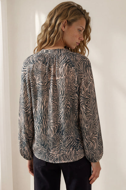 Sergio Blouse - Mandarin Collar Button Down Blouse with Balloon Sleeves in Zebresse Print