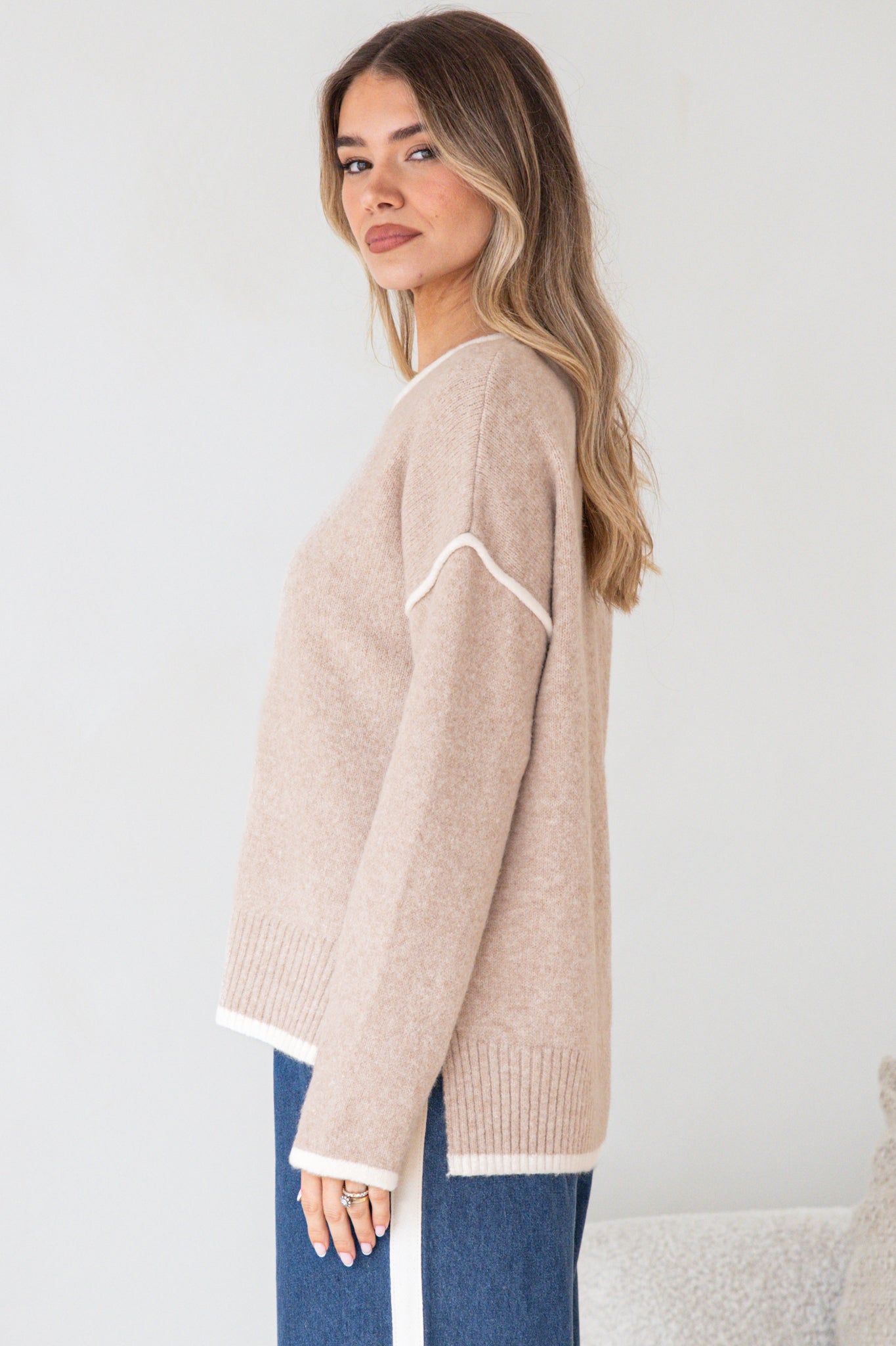 Dean Jumper - Crew Neck Contrast Trim Step Hem Knit in Latte