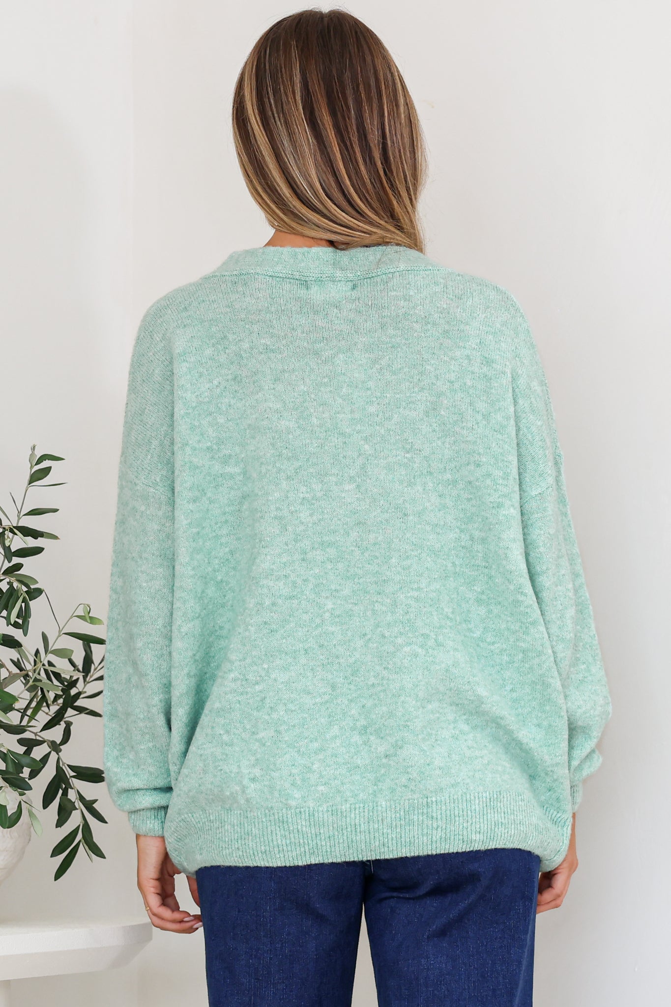 Donoven Jumper - V Neck Lightweight Knit with Ribbed Hemlines in Light Green