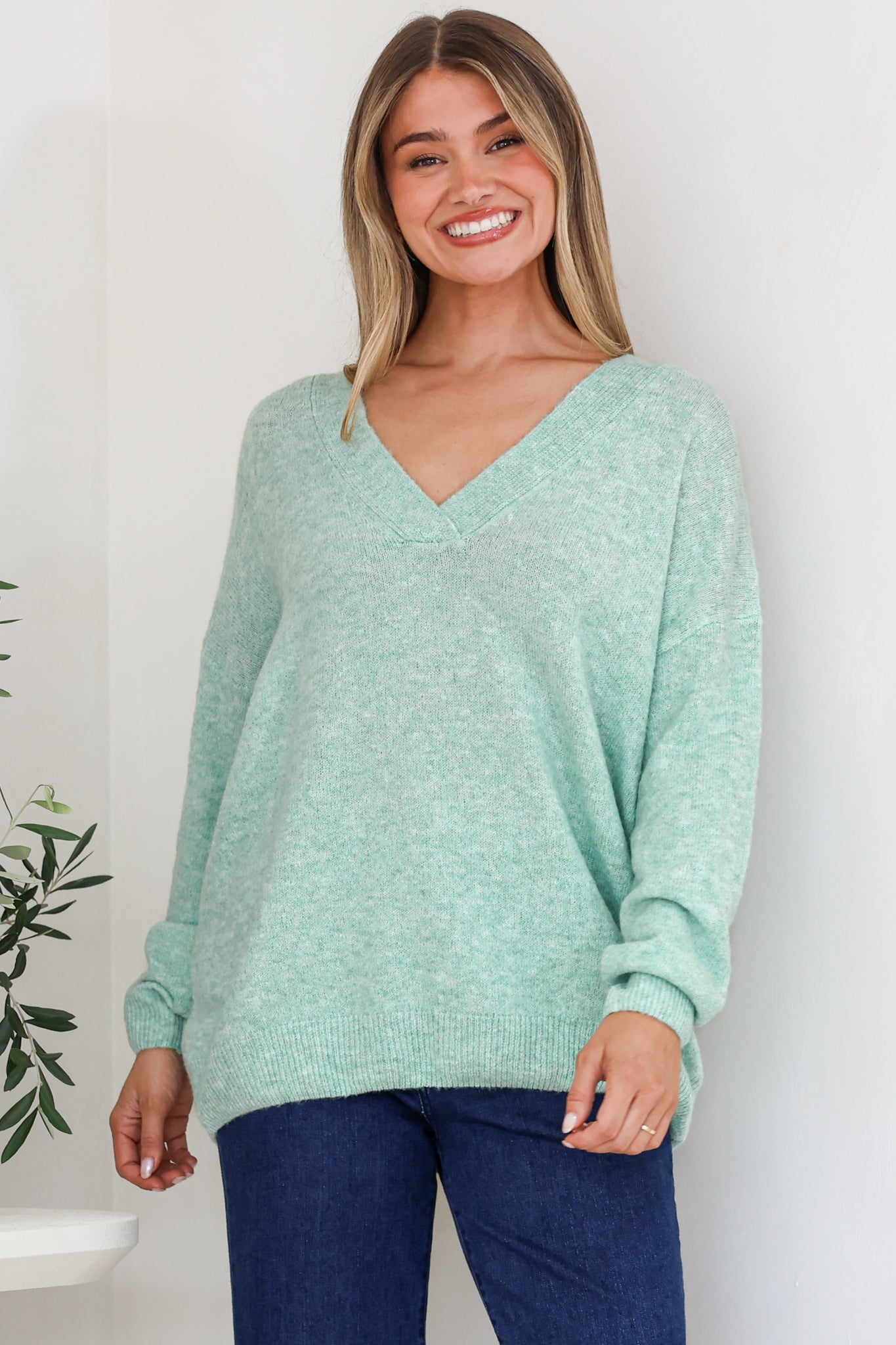 Donoven Jumper - V Neck Lightweight Knit with Ribbed Hemlines in Light Green