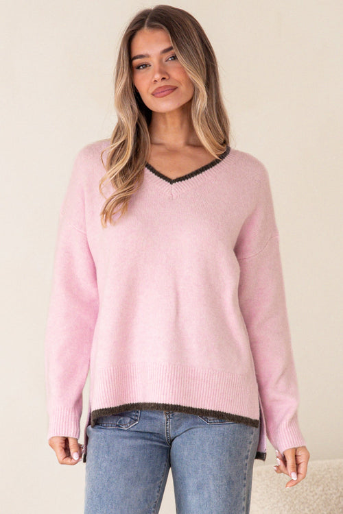 Edan Jumper - V-Neck Contrast Trim Step Hem Jumper in Pink