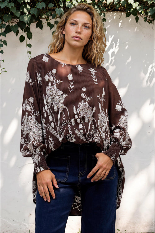 Gelina Top - Crew Neck Pleated High Low Pull Over with Balloon Sleeves in Gerry Print Chocolate