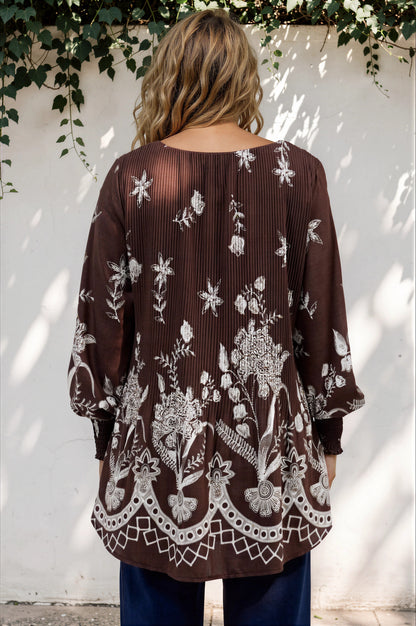 Gelina Top - Crew Neck Pleated High Low Pull Over with Balloon Sleeves in Gerry Print Chocolate