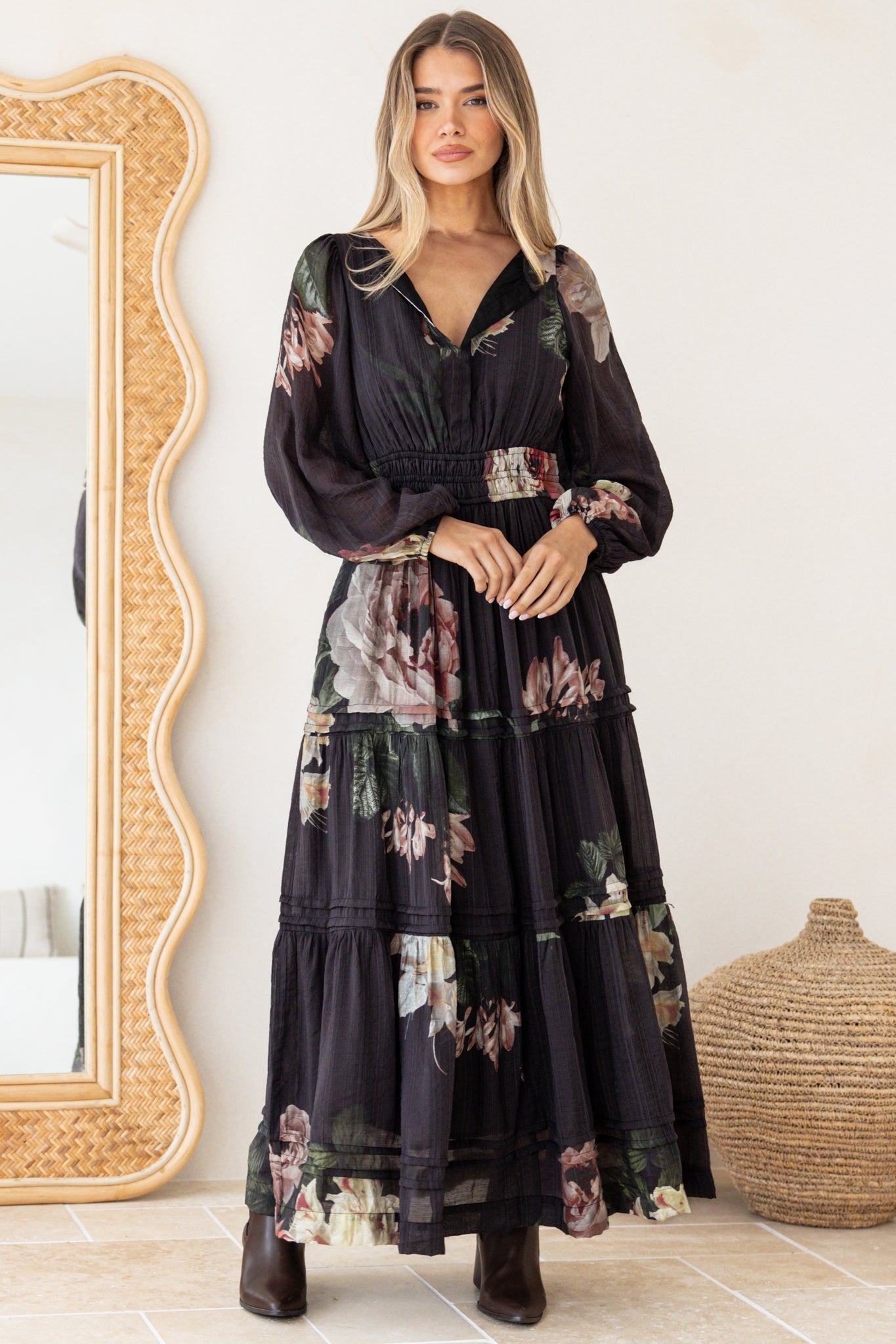 Maroney Maxi Dress - Pleat Detailed A-Line Dress with Balloon Sleeves in Mika Print