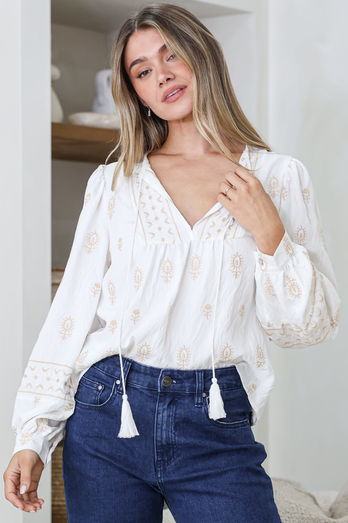 Nouveau Top - V Neck Embroidered Pullover with Long Cuffed Sleeves in White