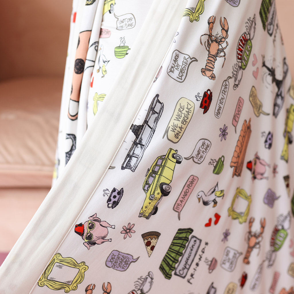 Friends & Orange Couch Luxe Patoo® Blanket