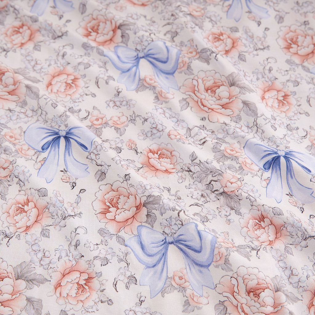 Agatha & Agatha Ditsy Ruffled Luxette Patoo® Blanket