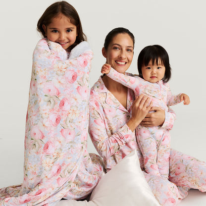 Rose Dreams Luxe Plush Patoo® Blanket
