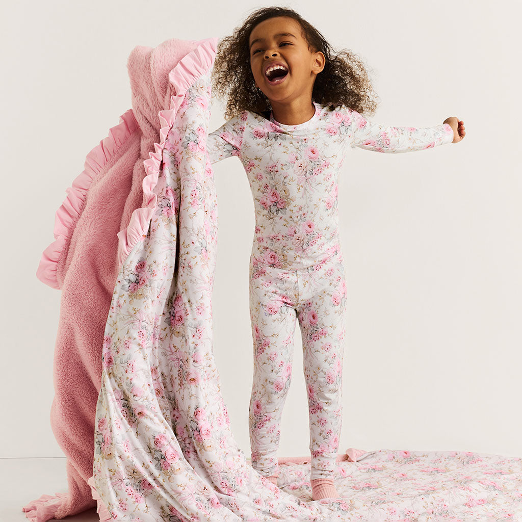 Roberta Ruffled Luxe Plush Patoo® Blanket
