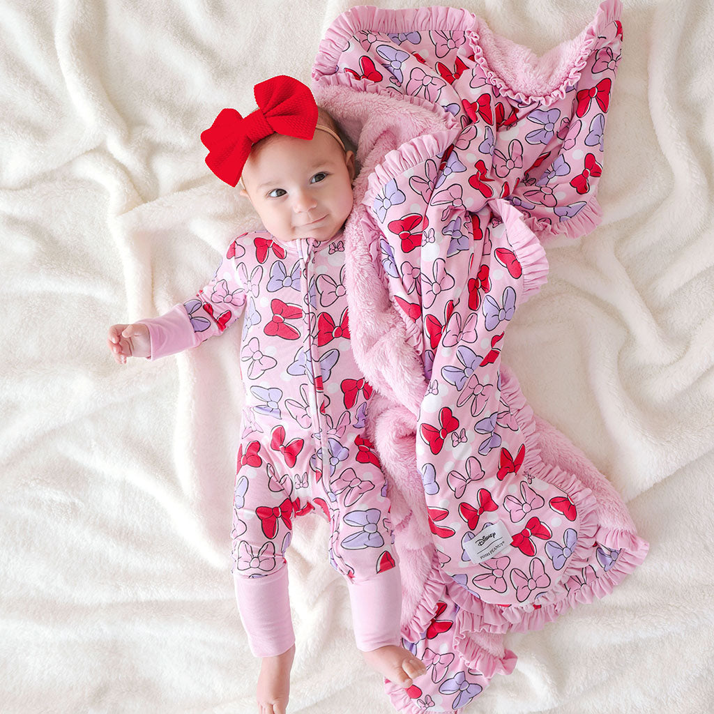 Disney Minnie & Daisy Bows Ruffled Luxette Plush Patoo® Blanket
