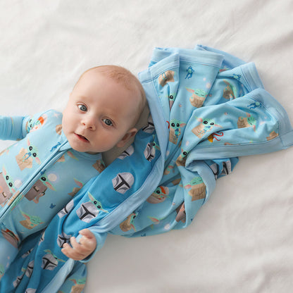 Star Wars™ Grogu & Mandalorian Luxette Patoo® Blanket