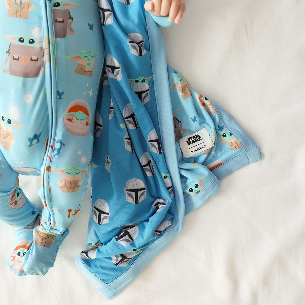 Star Wars™ Grogu & Mandalorian Luxette Patoo® Blanket
