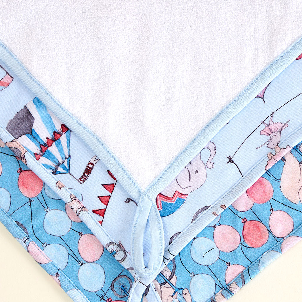 Cirque Royal Wash Cloth Set