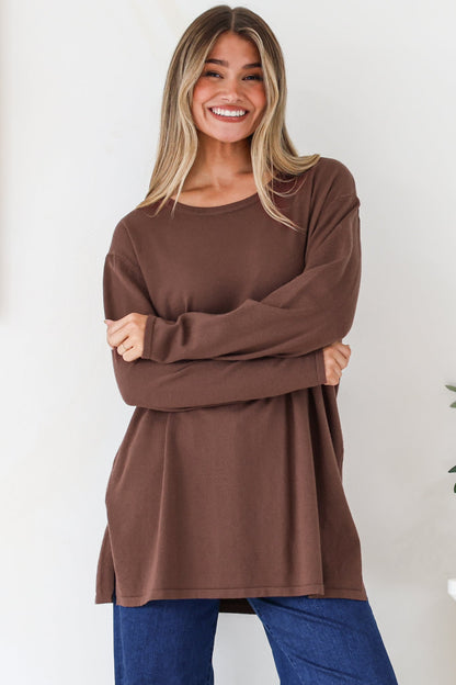 Rylee Jumper - Crew Neck Long Sleeve Pullover with Side Splits in Chocolate