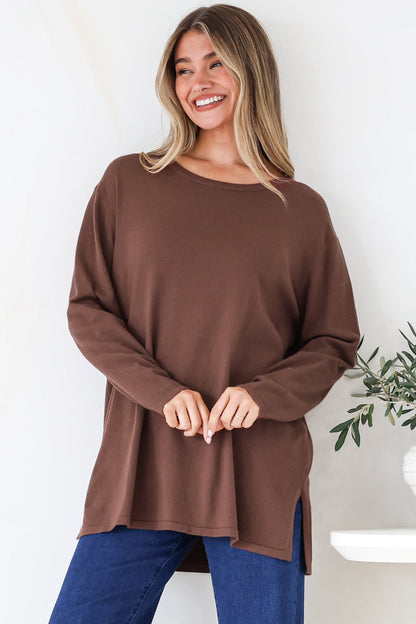 Rylee Jumper - Crew Neck Long Sleeve Pullover with Side Splits in Chocolate