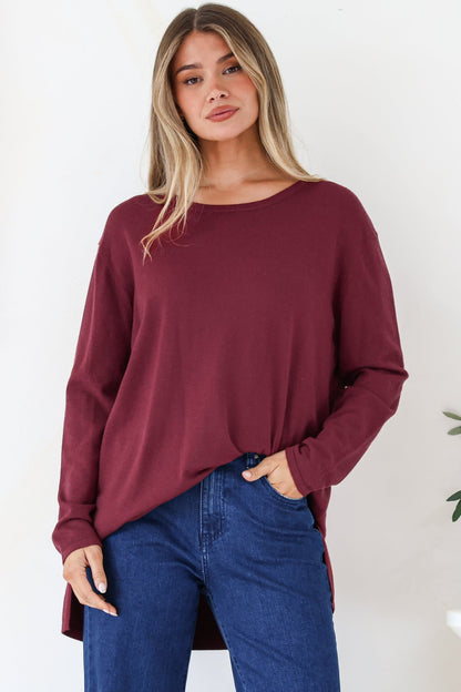 Rylee Jumper - Crew Neck Long Sleeve Pullover with Side Splits in Wine