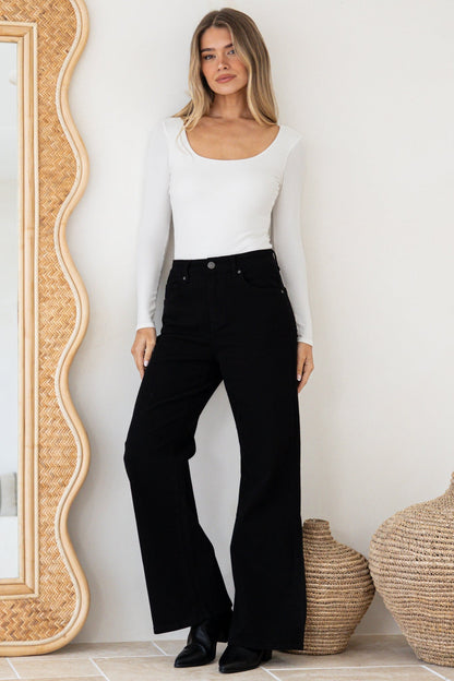 Samieka Jeans - Highwaisted Wide Leg Jean in Black