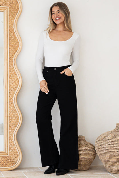 Samieka Jeans - Highwaisted Wide Leg Jean in Black
