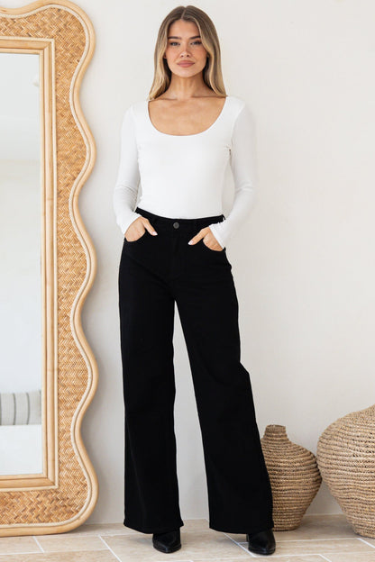 Samieka Jeans - Highwaisted Wide Leg Jean in Black