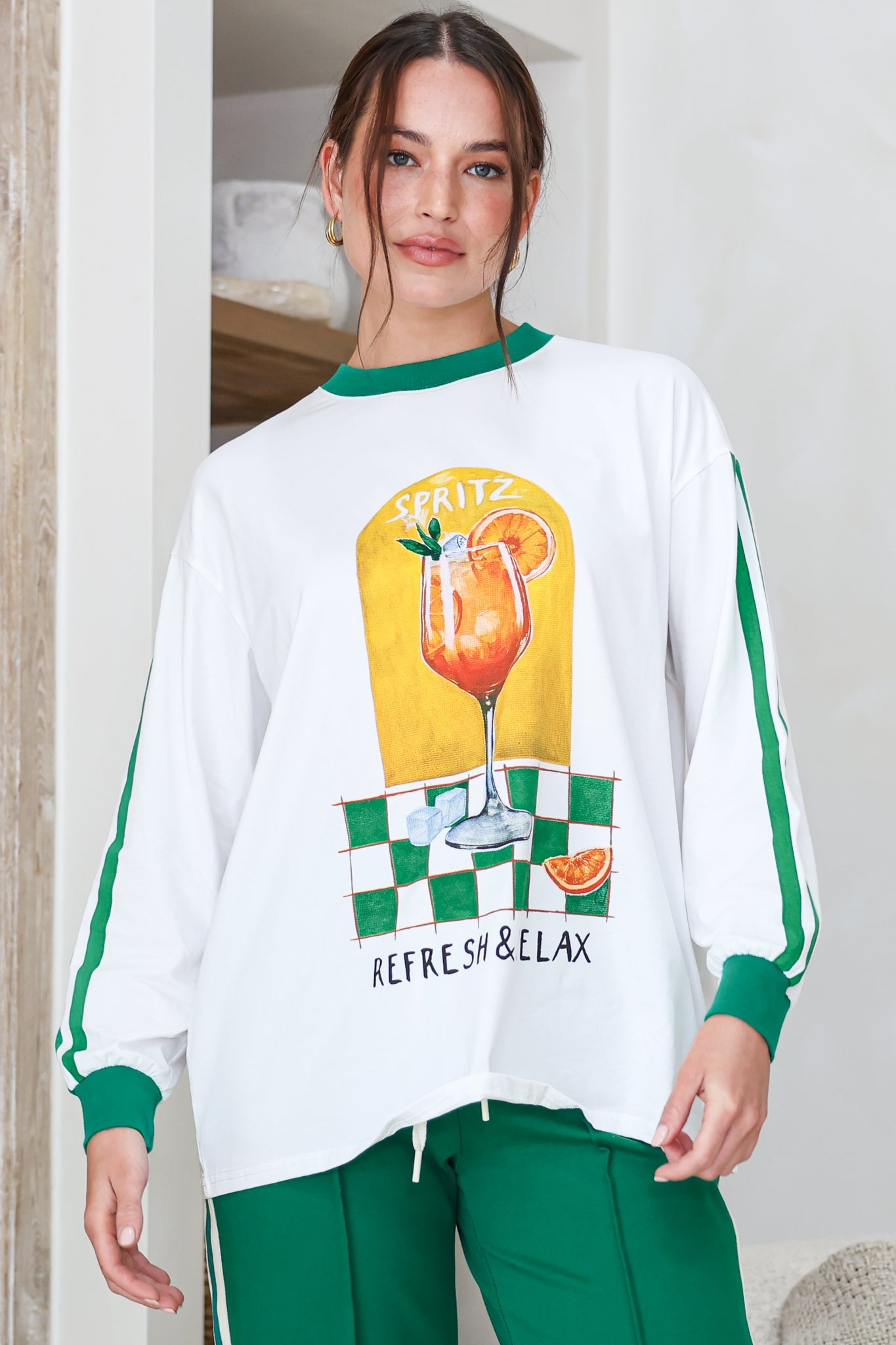 Spritz Long Sleeve Tee - Crew Neck Contrast Stripe Graphic T-Shirt in White
