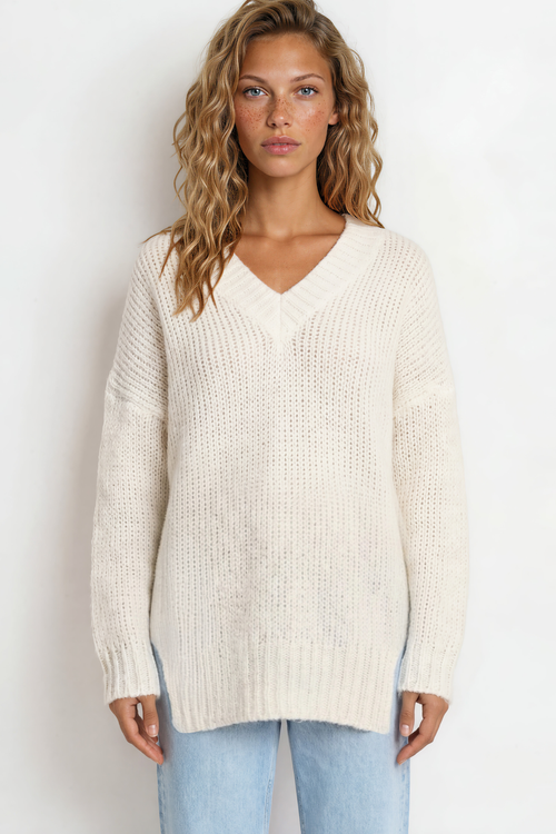 Thorne Jumper - V-Neck Ribbed Side Split Hemline Knit in Cream