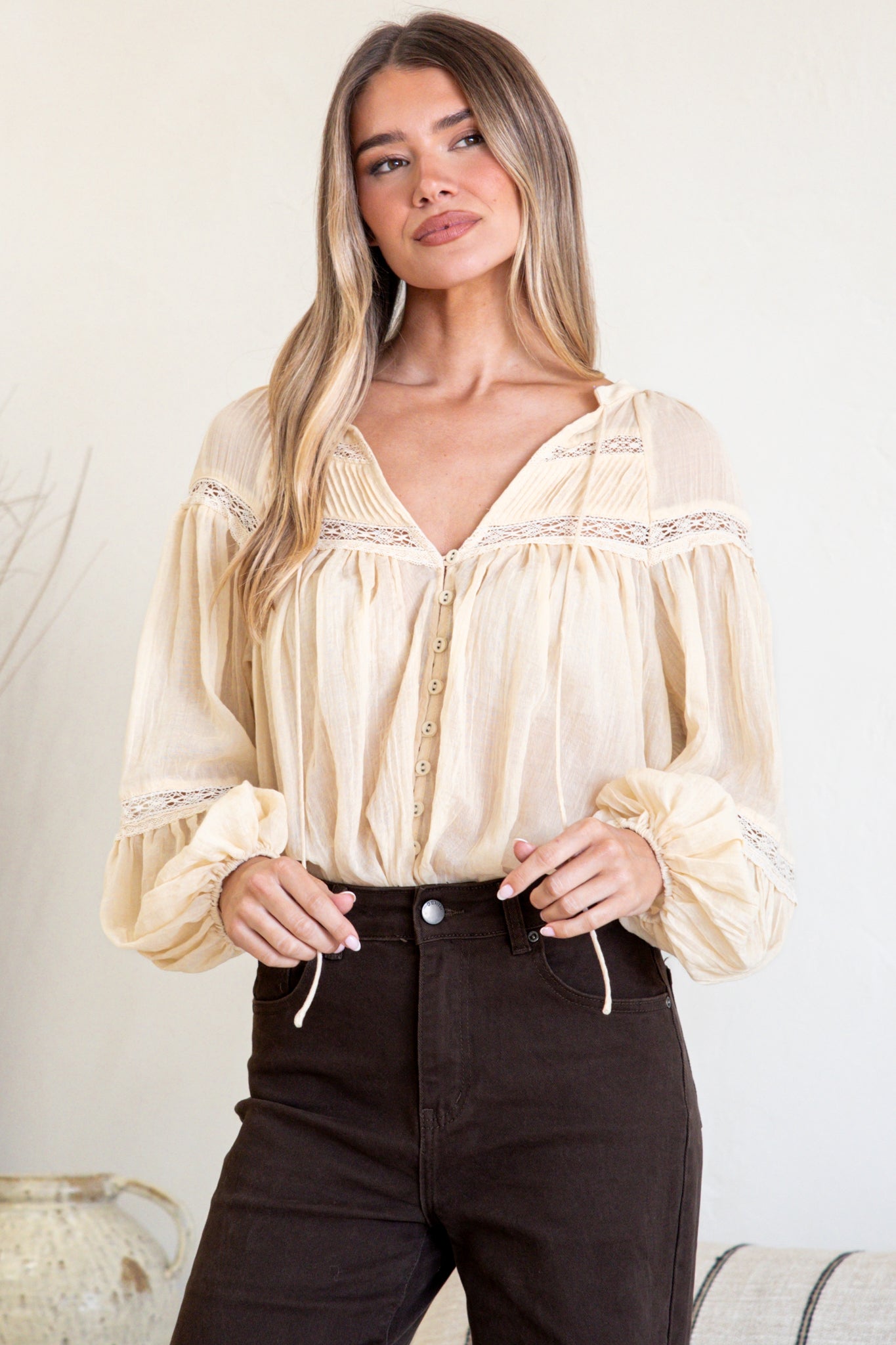 Vivianne Blouse - V Neck Lace Detailed Button Down with Balloon Sleeves in Cream