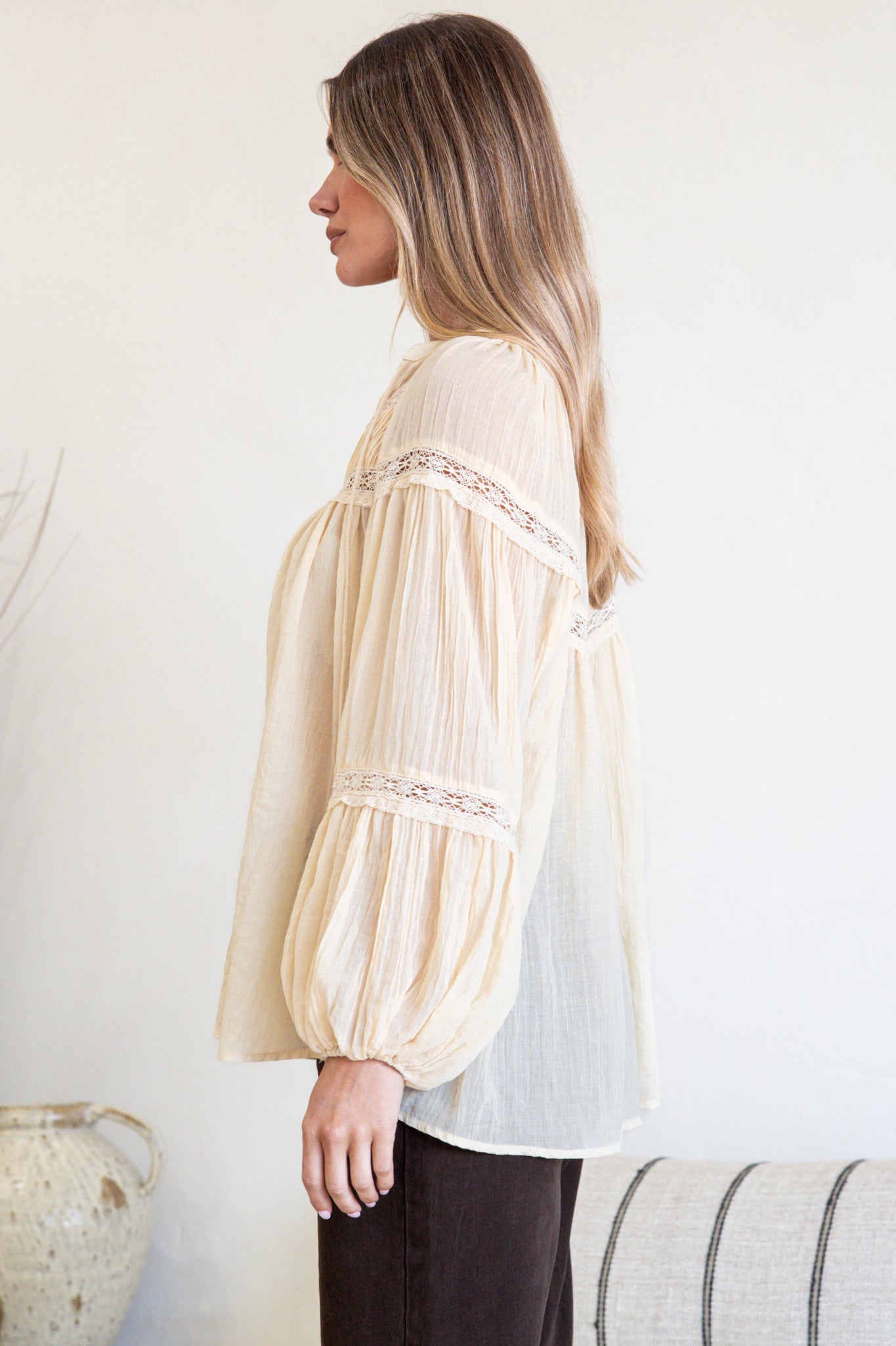 Vivianne Blouse - V Neck Lace Detailed Button Down with Balloon Sleeves in Cream