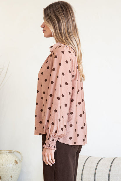 Yulissa Blouse - Wing Collar Button Down Scoop Hem Top in Pacey Spot Pink