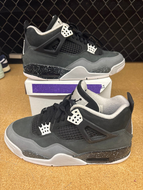 Air Jordan 4 Retro 'Fear' 2024 (Men 9.5) Used No Box