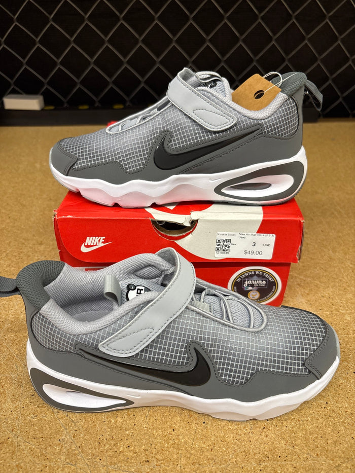 Nike Air Max Nova (PS 3) Used