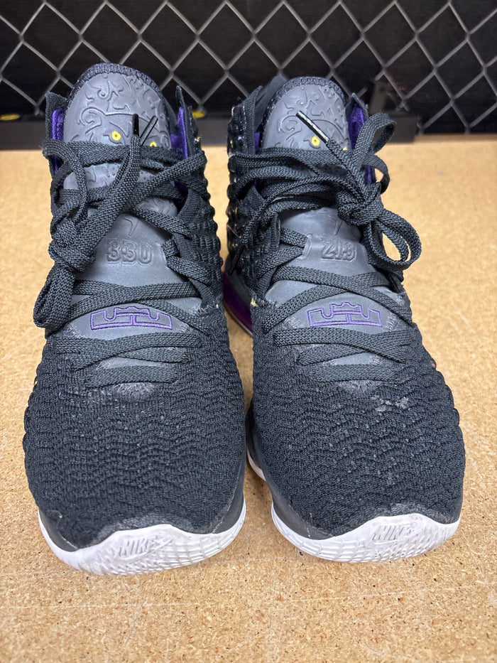 Lebron 17 Lakers (Men 9) - Used