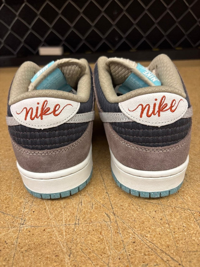 SB Dunk Low Big Money Men 10.5 Used - Sneakers - Jawns on Fire Sneakers & Shoes