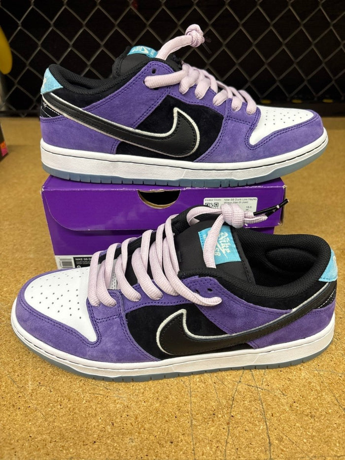 Nike SB Dunk Low Hayley Wilson Men 9 Used - Sneakers - Jawns on Fire Sneakers & Shoes