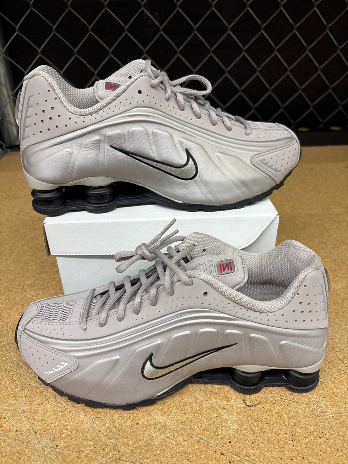 Nike Shox R4 Mens 9 Used