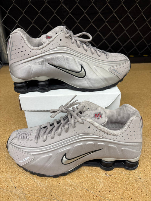 Nike Shox R4 Mens 9 Used