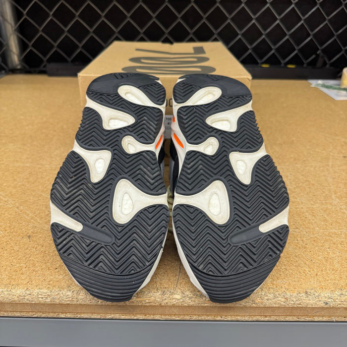 adidas Yeezy Boost 700 'Wave Runner' Men 8.5 Used